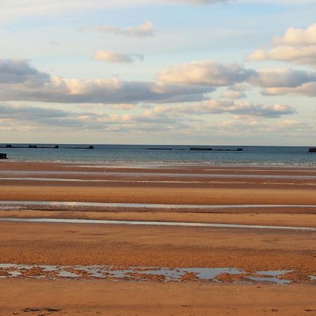 Gites Bord de Mer PMR ou Arromanches Saint-Côme-de-Fresné Eksteriør bilde