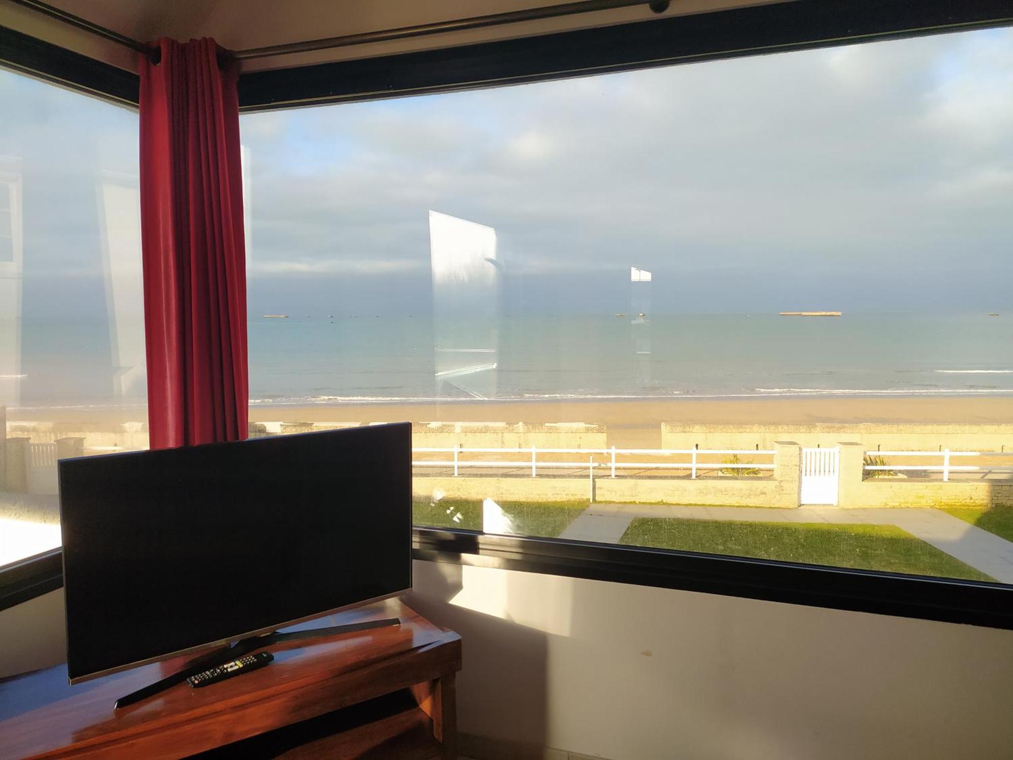 Gites Bord de Mer PMR ou Arromanches Saint-Côme-de-Fresné Eksteriør bilde