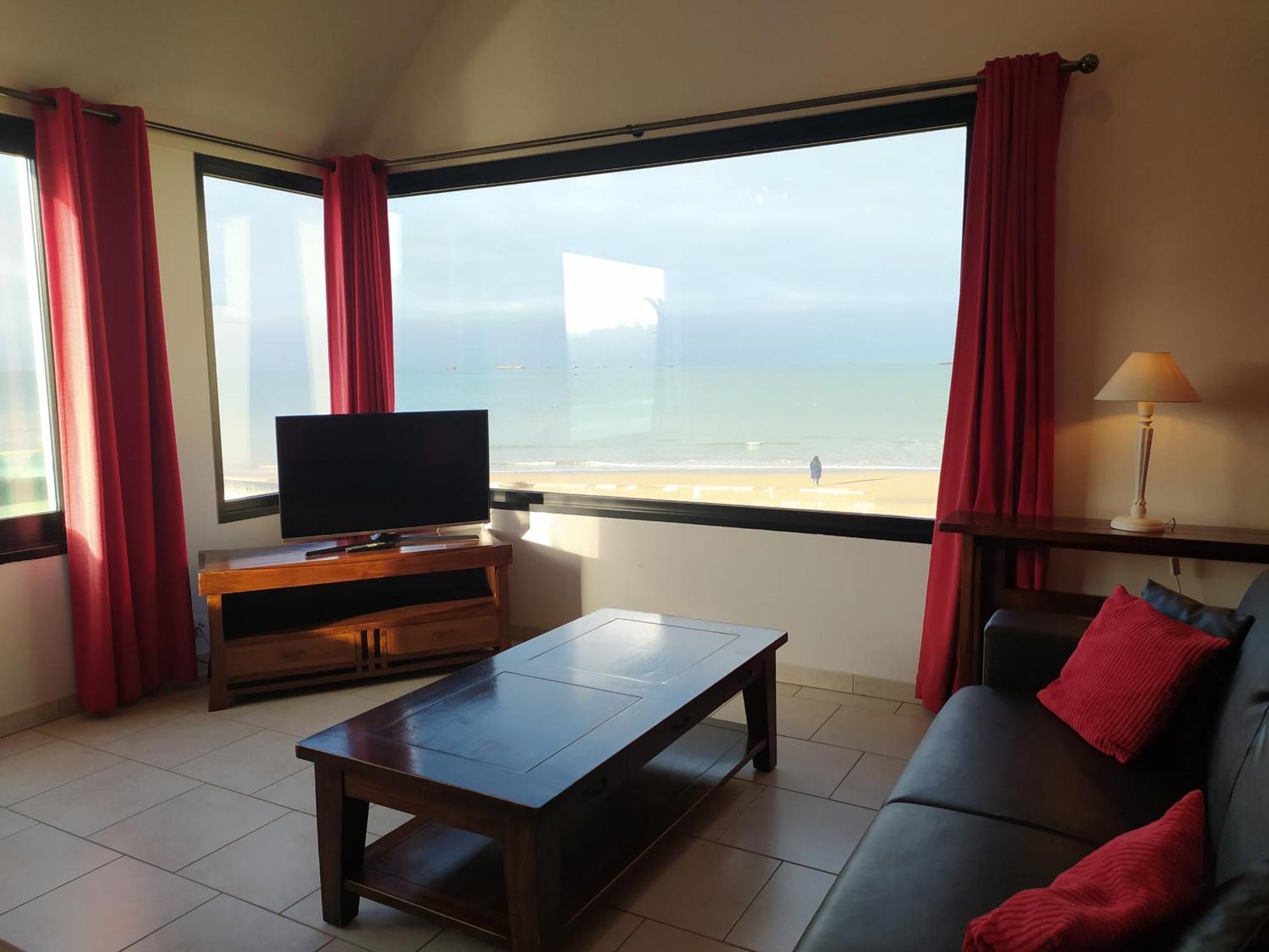 Gites Bord de Mer PMR ou Arromanches Saint-Côme-de-Fresné Eksteriør bilde